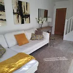 Nanny Lane Loft Βίλα *