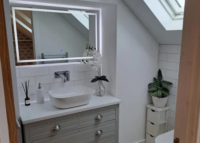 Nanny Lane Loft Willa