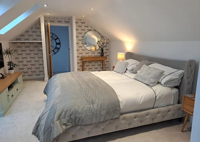 Nanny Lane Loft Willa